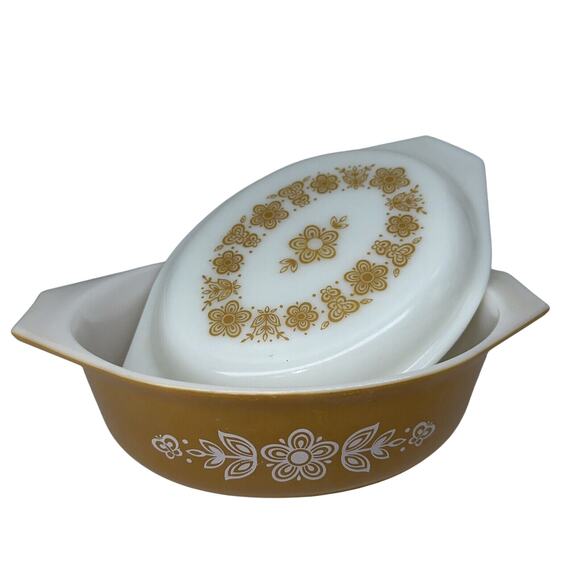 New Vintage Pyrex Butterfly Gold Oval 1.5 QT Covered Casserole Glass Dish Lid - Picture 1 of 8